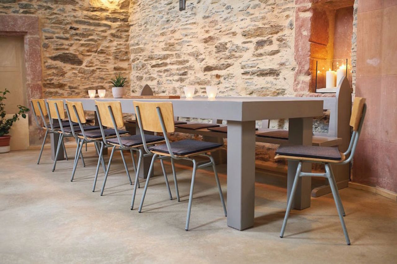 Rest of the World workshop spaces Historic venue Kirche image 7