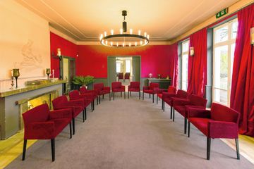 Rest of the World Konferenzräume Villa Tagungsetage image 5