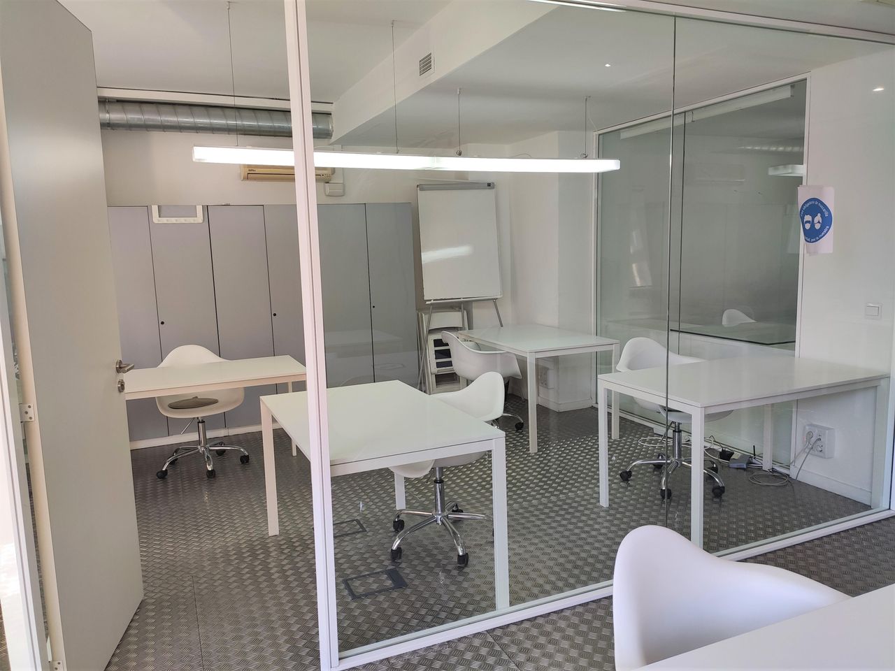 Barcelona Creative Meeting Coworking space Bee One image 3