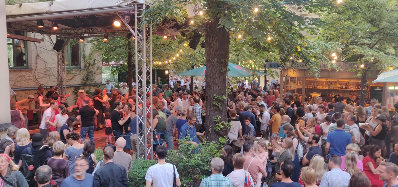 Berlin PR & Marketing Event  Biergarten image 4