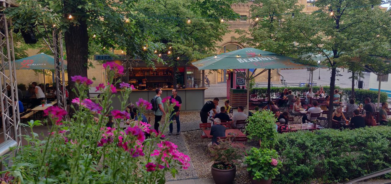 Berlin PR & Marketing Event  Biergarten image 2