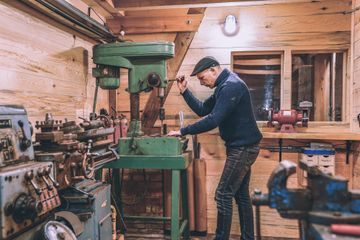 Rest of the World Fotostudio WOS Garage image 10