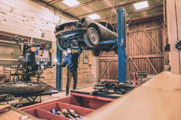 Rest of the World Fotostudio WOS Garage image 2