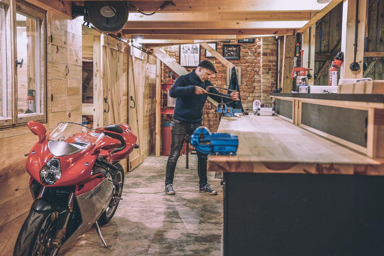 Rest of the World  Fotostudio WOS Garage image 4