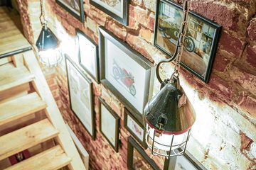 Rest of the World Fotostudio WOS Garage image 8