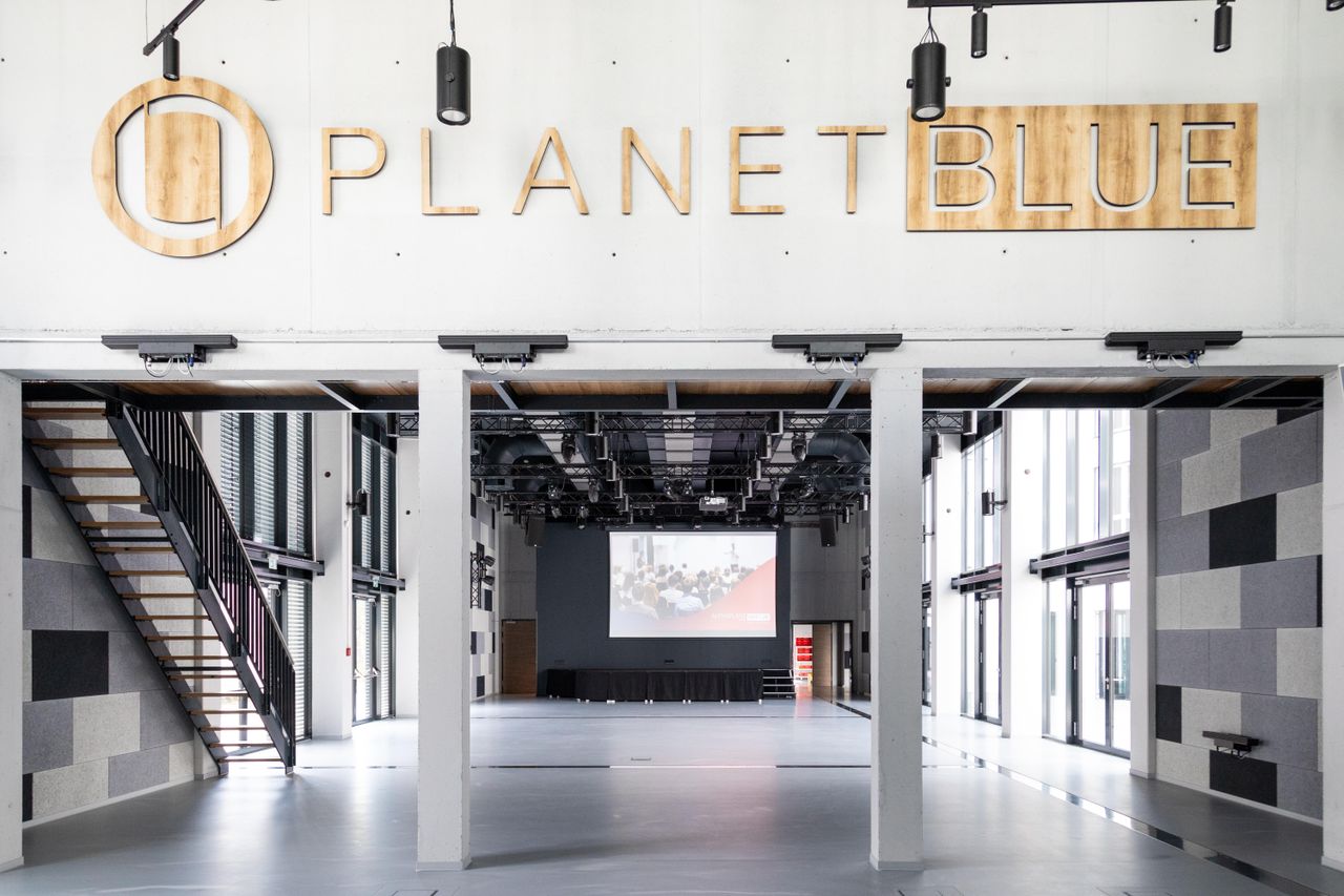 Rest of the World  Corporate event space Foyer des PLANET BLUE image 0