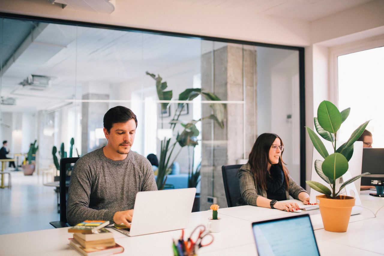 Barcelona training rooms Coworking Space Fix Desk image 25