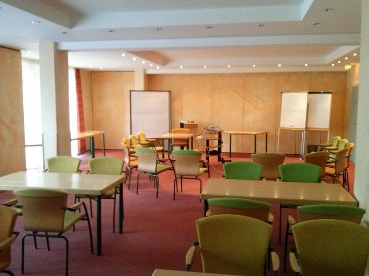 Rest of the World  Meeting room Space Peterberg image 3