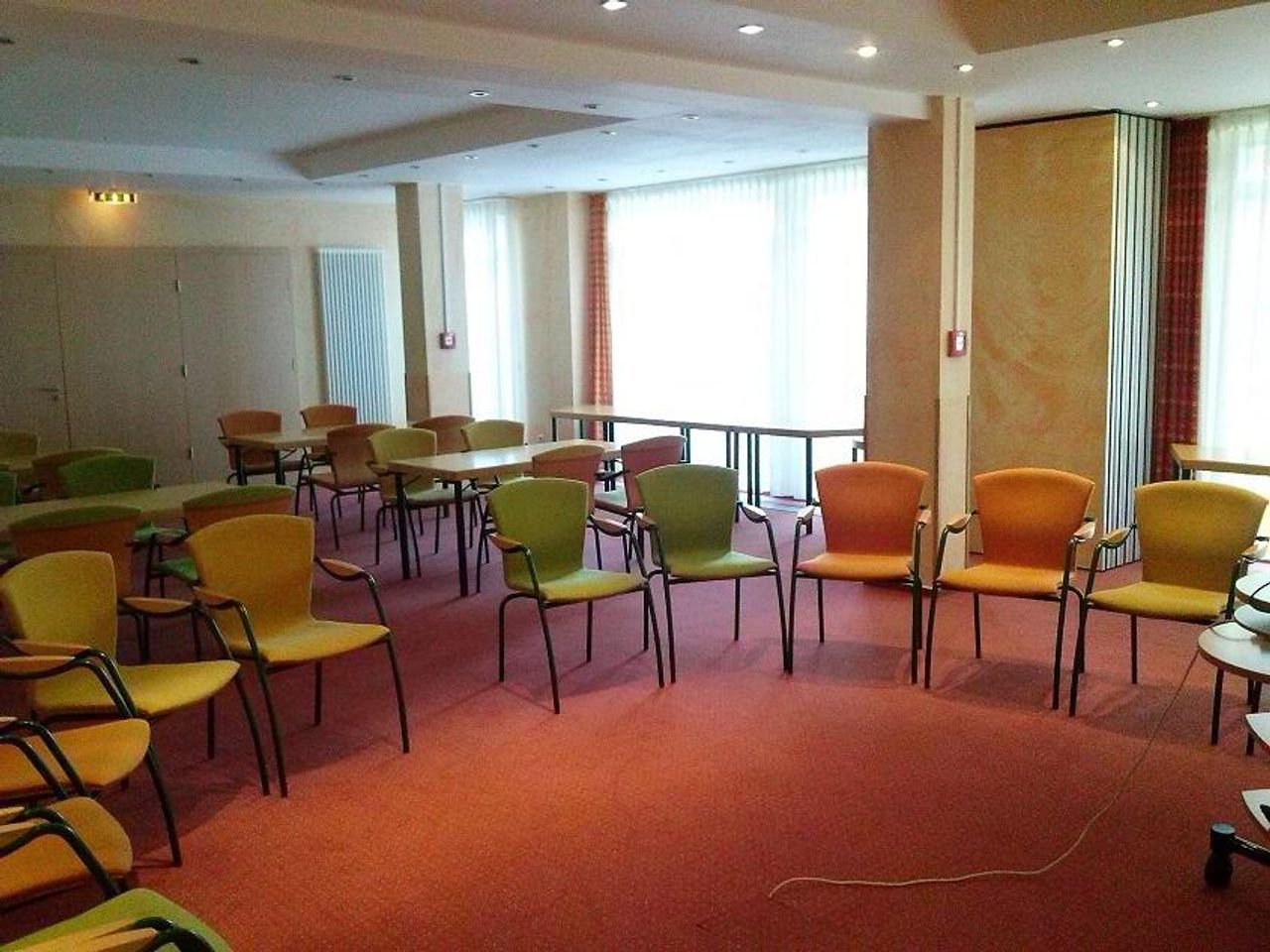 Rest der Welt  Meetingraum Space Peterberg image 1