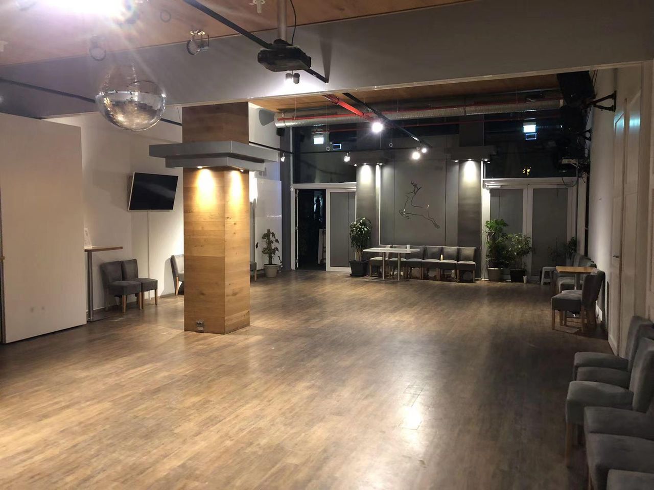 München Coworking Workshopruimtes Juli Seminarraum image 4