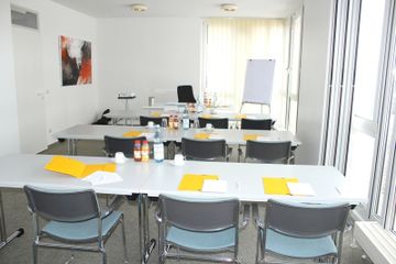 Rest der Welt training rooms Meetingraum Seminarraum image 4