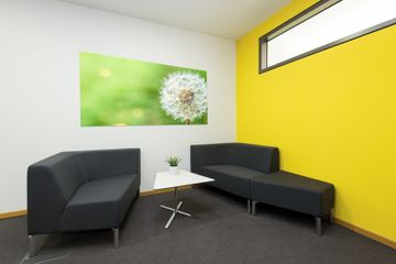 Berlin conference rooms Coworking Space Ihr Büro am Bahnhof Friedrichtstrasse in Mitte image 1