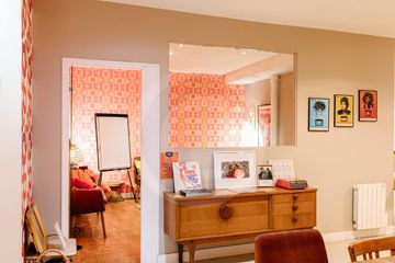 Paris Réunion créative Coworking spaces Salle de réunion Britney image 3