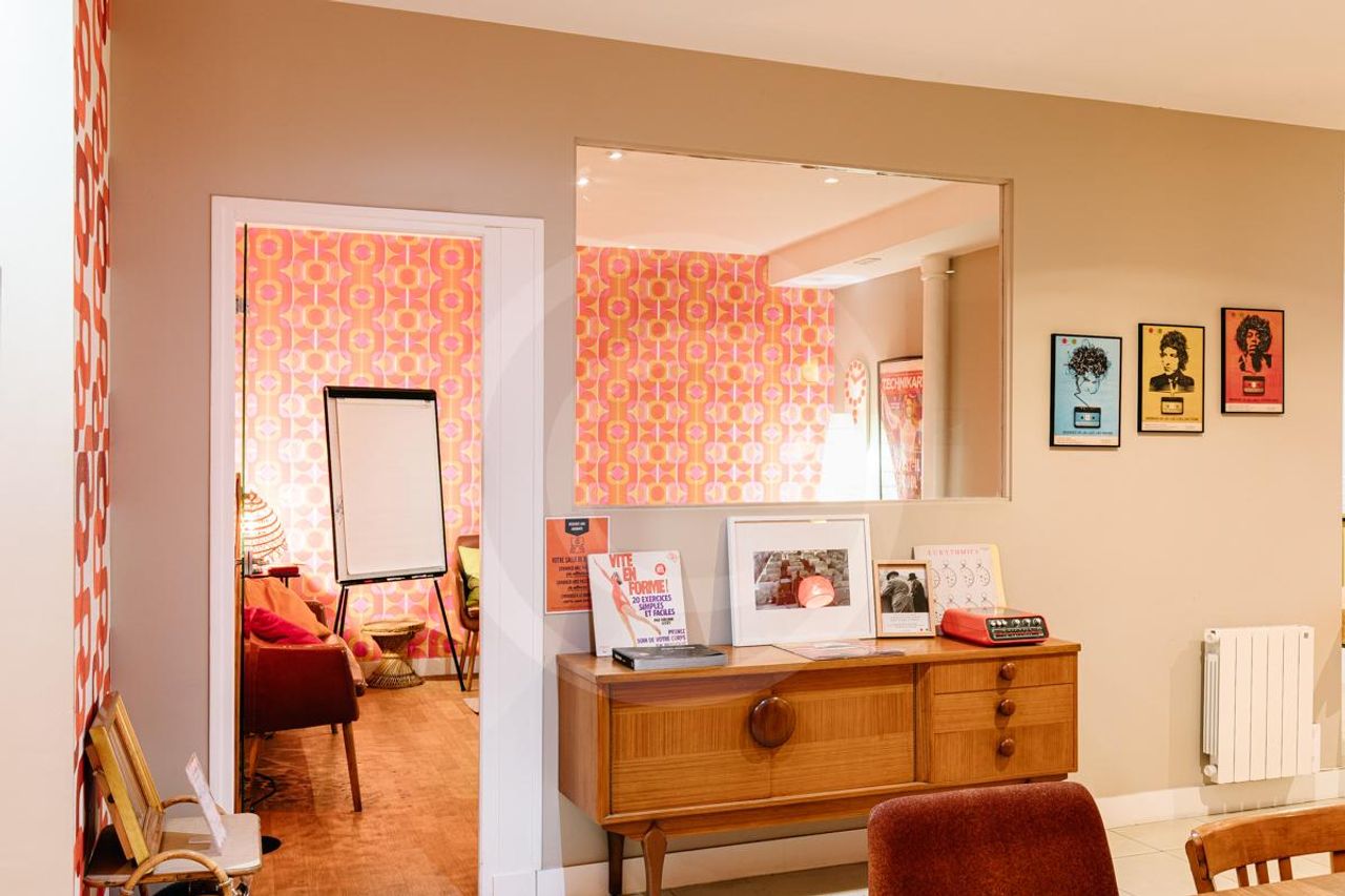 Paris Réunion créative Coworking spaces Salle de réunion Britney image 3