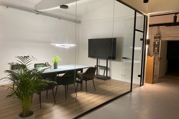 Cologne  Meeting rooms moderner Meetingraum in Köln Mülheim image 3