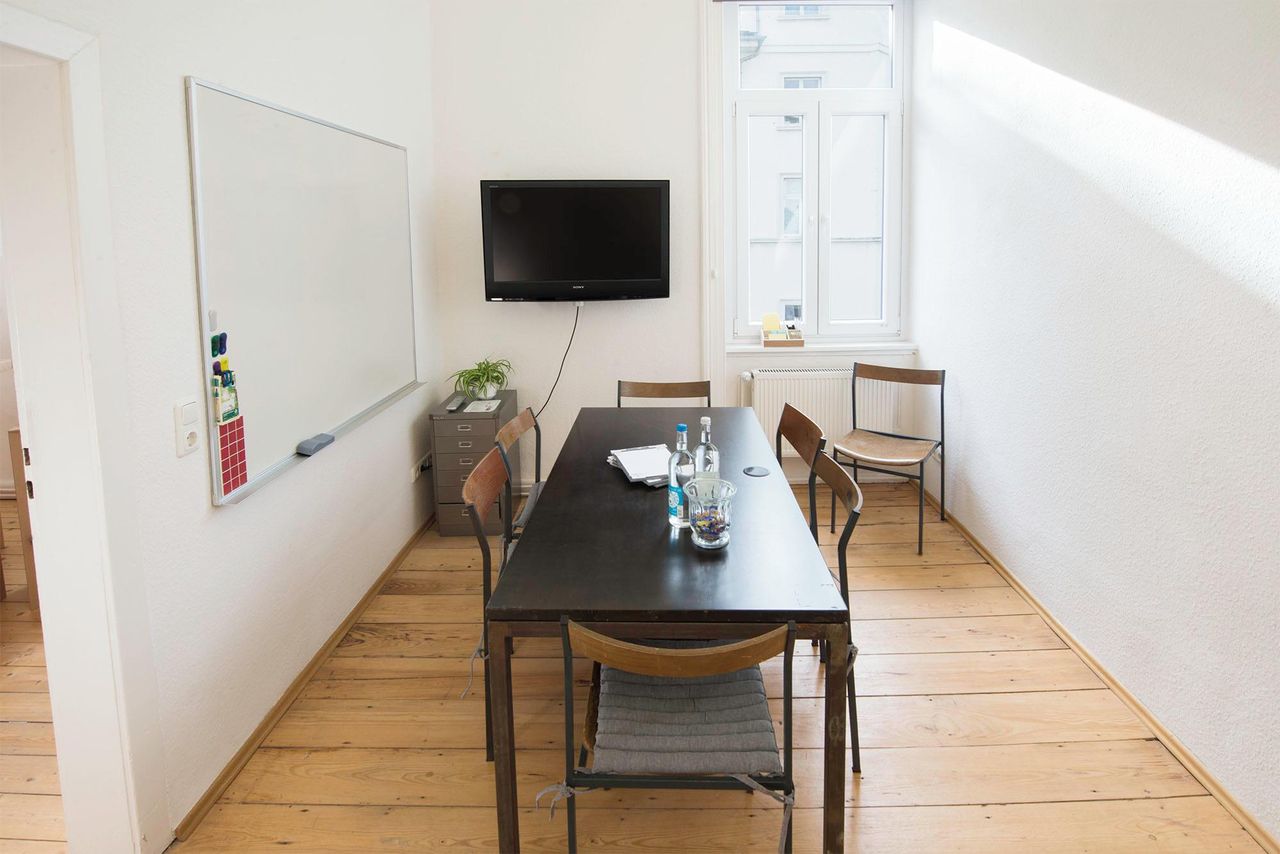 Wiesbaden PR & Marketing Event  Meetingraum image 3