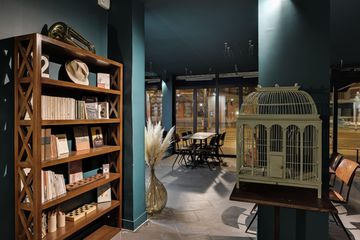 Paris Restaurant Restaurant image 16