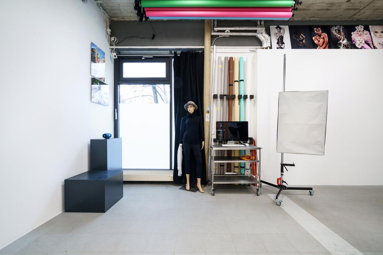 Berlin Coworking Meeting room Mietstudio Berlin mieten image 2