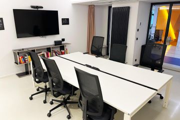 Berlin Coworking Meetingraum Apollo - Space Shack image 1