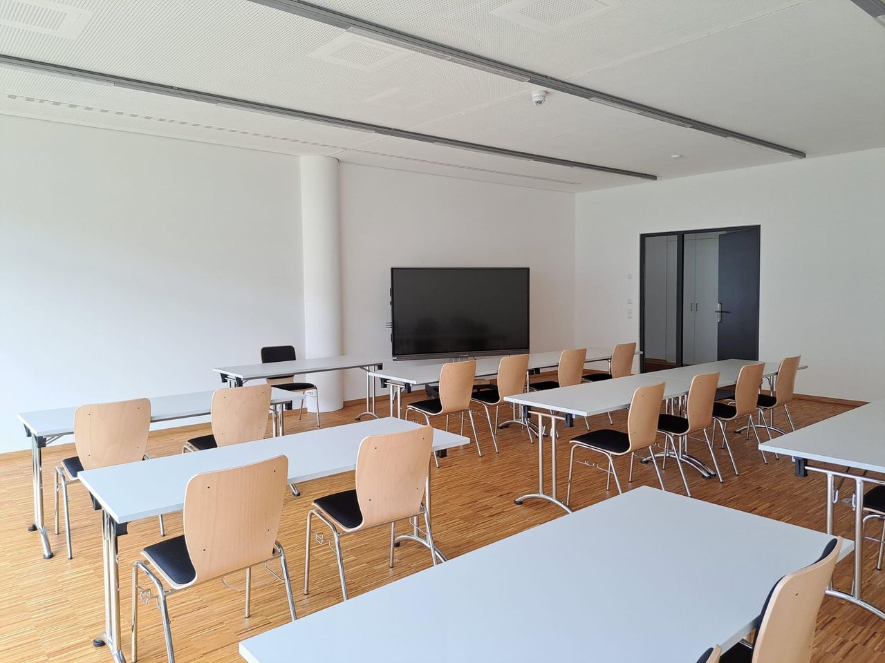 Gilching  Klassische Location Meetingraum 1 image 1