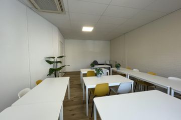 Rest of the World  Training rooms FlexiNurse Vergader- en Trainingsruimte image 2