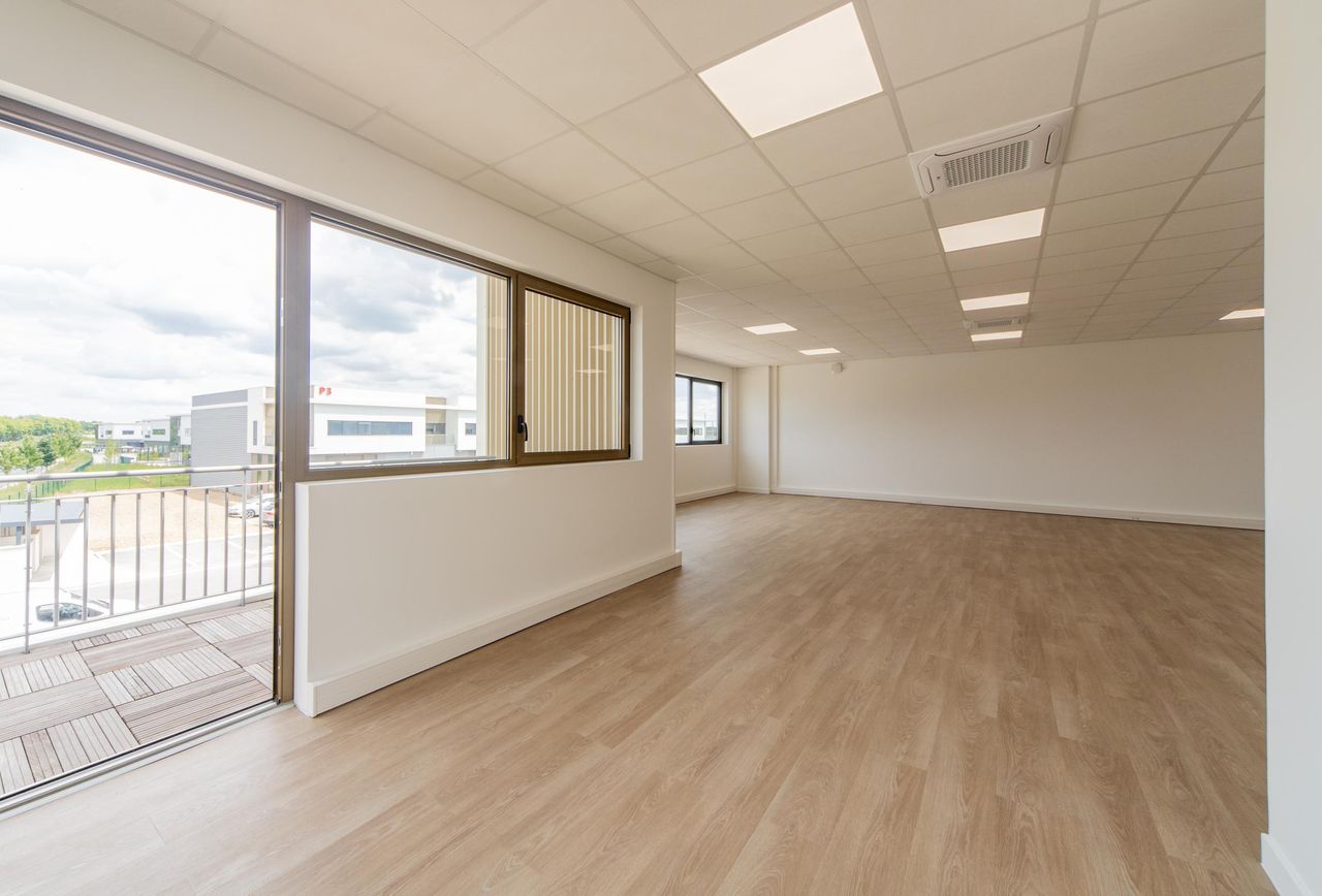 Bailly-Romainvilliers  Coworking spaces Plateau privatif image 1