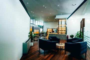 Rest der Welt Coworking Space Boardroom image 2