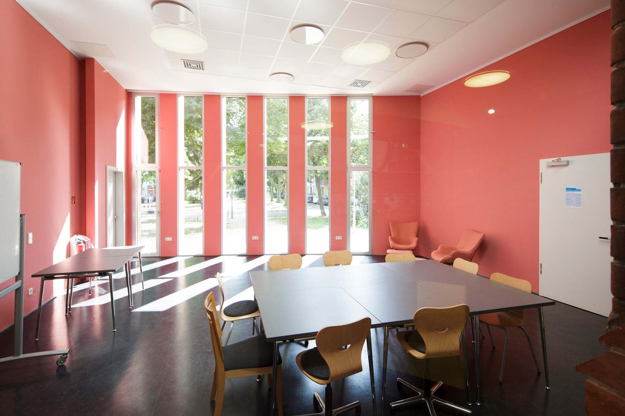 Berlin Panel Function Room Studio image 2