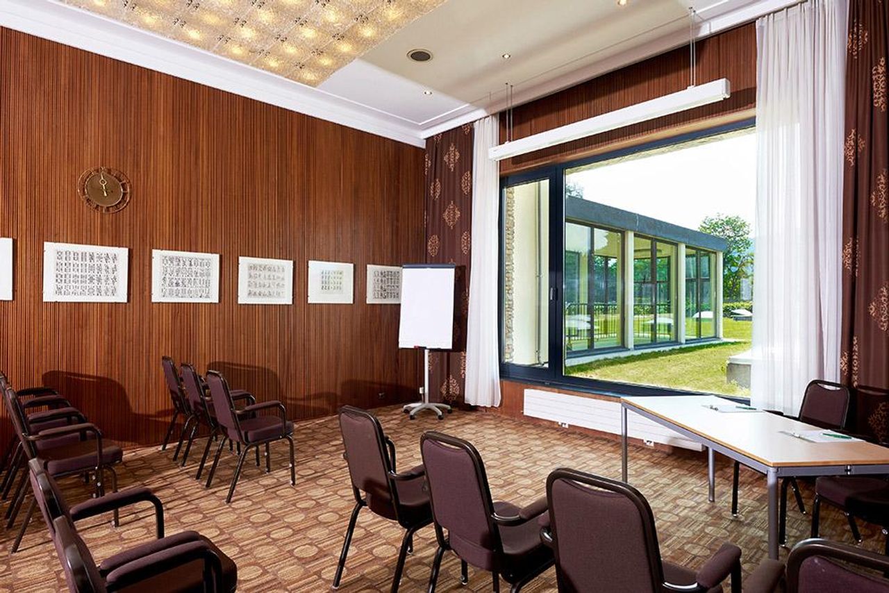 Rest der Welt  Tagungshotels Salon Velden image 4