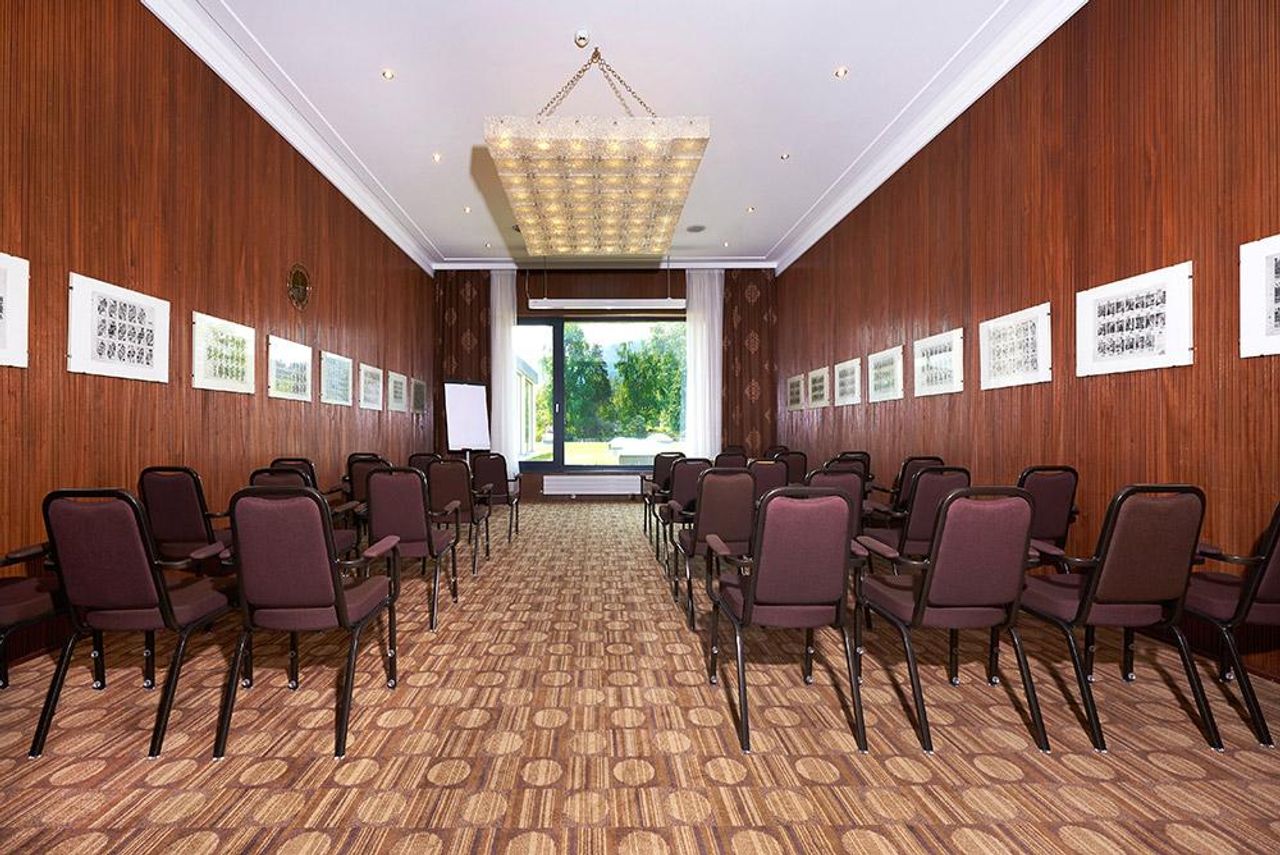 Rest der Welt  Tagungshotels Salon Velden image 1