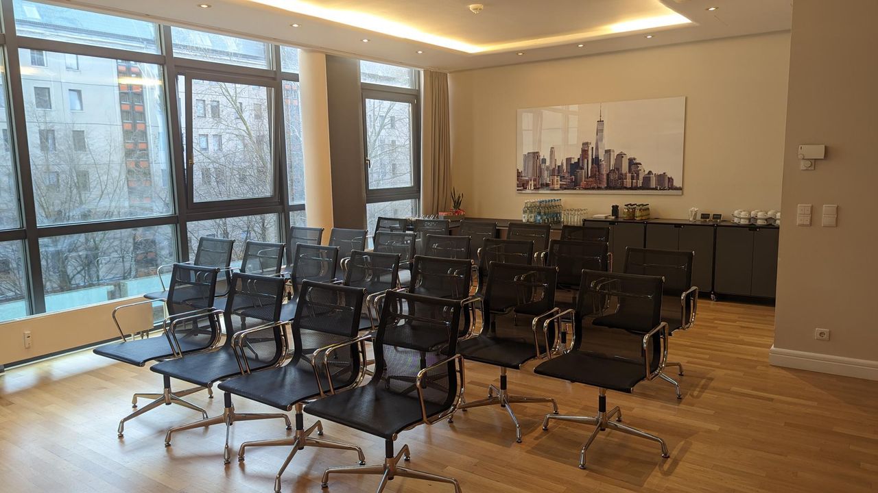 Berlin  Workspace Meeting 1 image 2