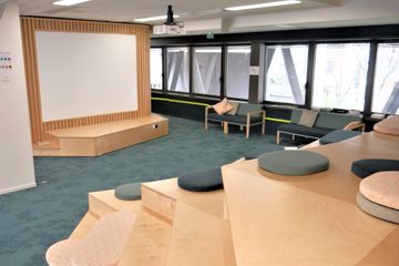 Parijs Creative Meeting Kantoorruimte 21 | Accélérateur d'innovation sociale de la Croix-Rouge française et de image 4