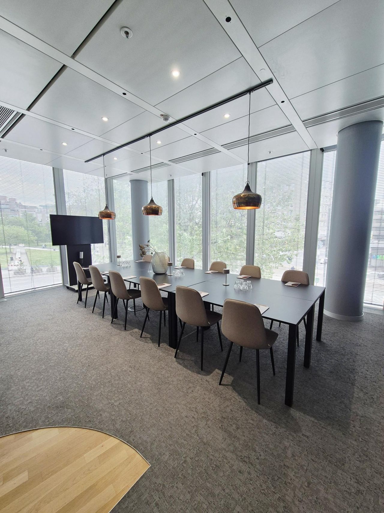 Düsseldorf  Business Center Tribes dusseldorf GAP - FLOW image 3