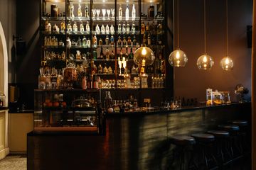 Berlin  Unusual venue Kaminbar image 2