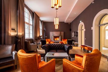 Berlin  Unusual venue Kaminbar image 6