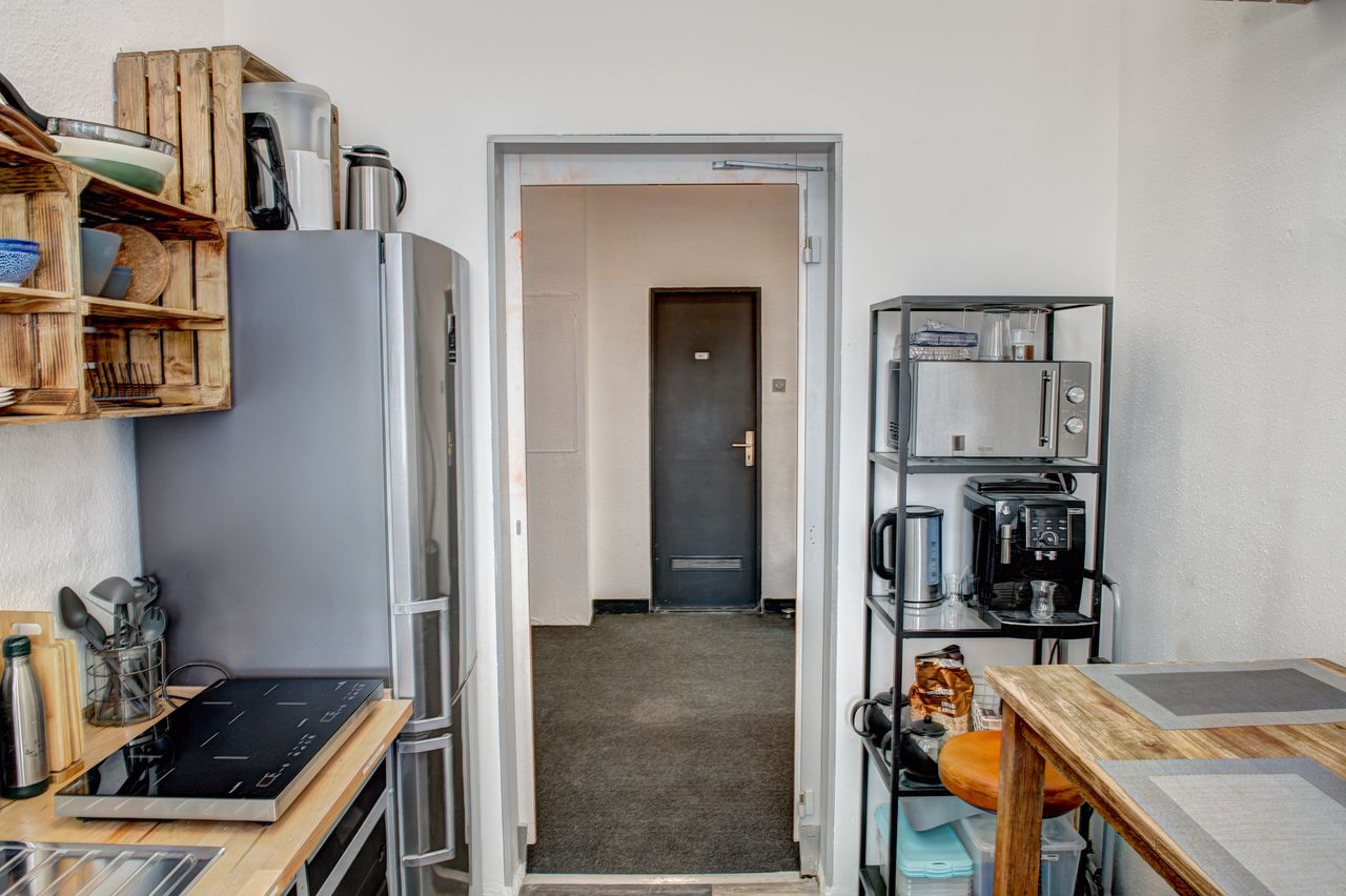 Berlin  Arbeitsplatz Fixdesk image 14