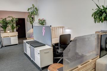 Berlin  Arbeitsplatz Fixdesk image 5