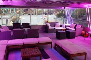 Berlin Mobiles Arbeiten Boat Orca ten Broke image 13