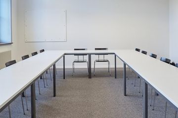 Rest of the World Seminar  Seminarraum Standard mittel (Referenz 107) image 2