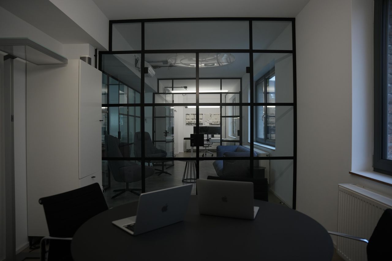 Düsseldorf  Meeting room Moderner Besprechungsraum für 4 Personen - Düsseldorf Altstadt image 3