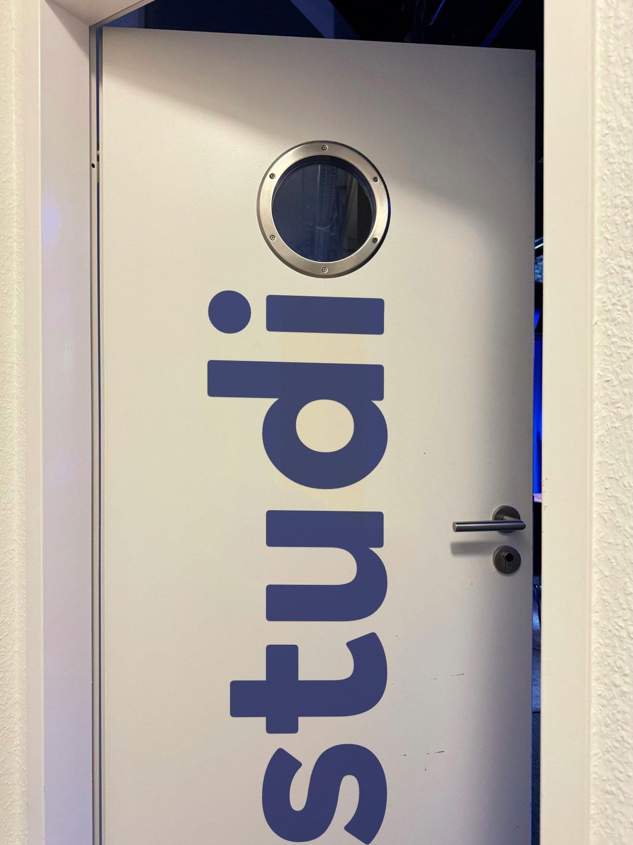 Hamburg  Filmstudio studio image 6