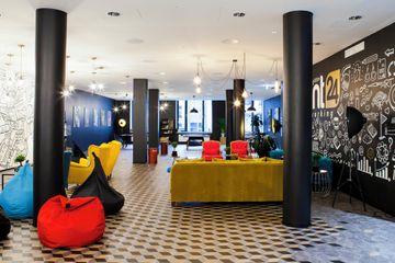 Hamburg training rooms Meetingraum rent24 Hamburg Altstadt - Poppiger Eventraum  im Herzen Hamburgs image 3