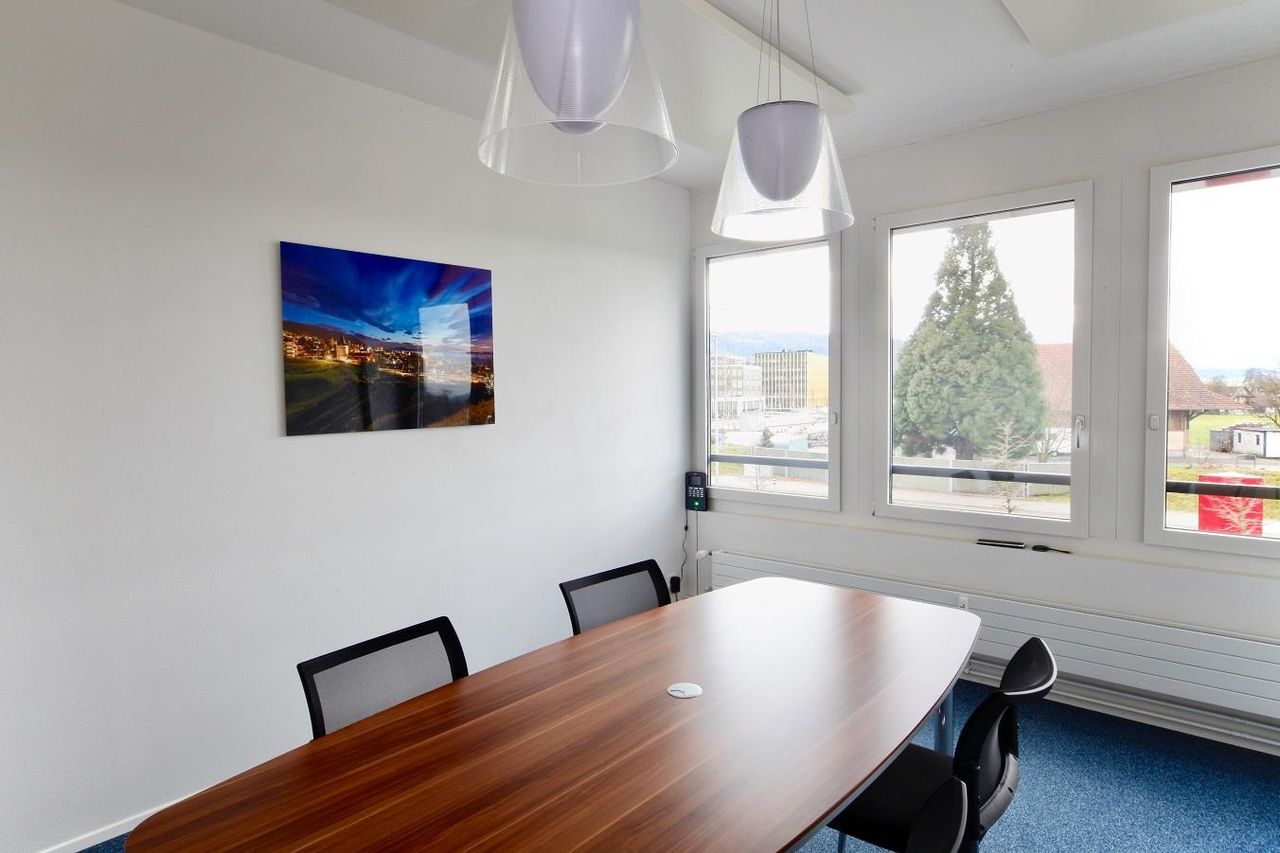 Rest of the World Kundengespräch  Sitzungszimmer klein image 4