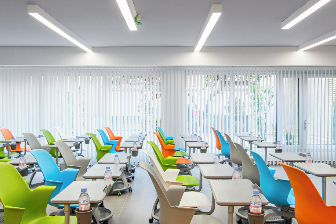 Paris workshop spaces Meeting room Seminar Room image 12