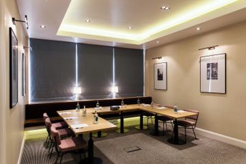 London workshop spaces Meeting room Conference Room image 1