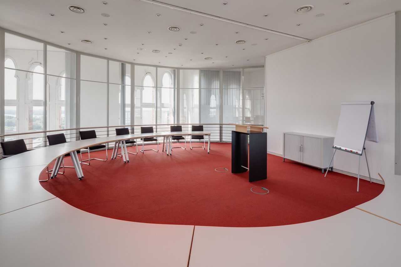 Berlin seminar rooms Meetingraum Turmplenum im Borsigturm image 8