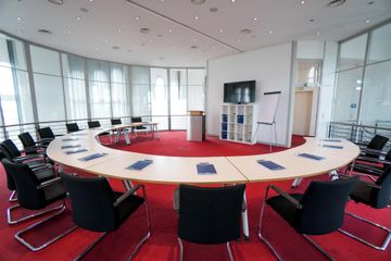Berlin seminar rooms Meetingraum Turmplenum im Borsigturm image 0