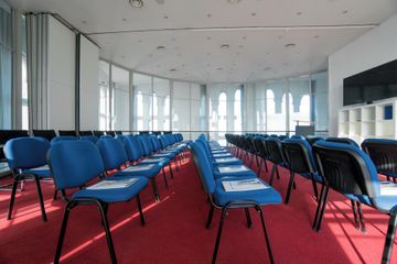 Berlin seminar rooms Meetingraum Turmplenum im Borsigturm image 1