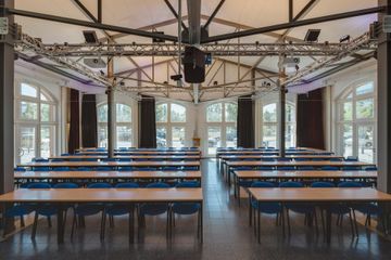 Berlin corporate event spaces Meetingraum Moderner Hörsaal im Borsigturm image 0