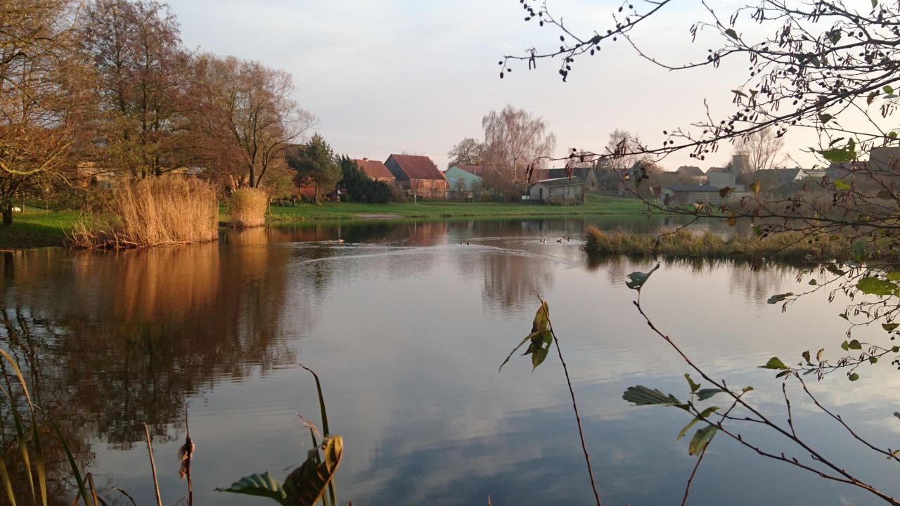Rest of the World training rooms Townhouse Lakeside House image 8